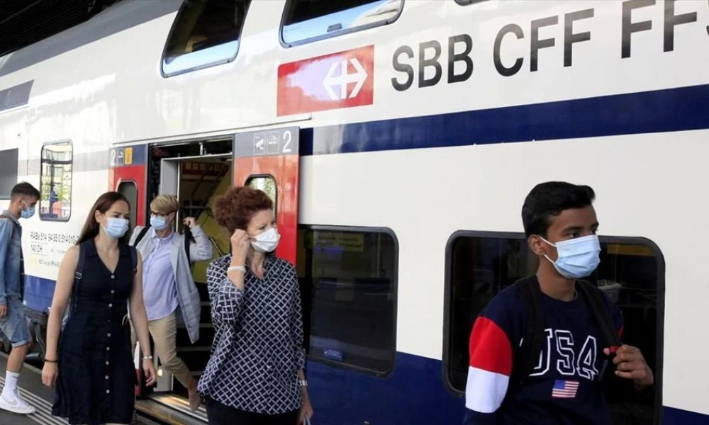 Κορονοϊός - Ελβετία: Εστιατόρια και καταστήματα θα κλείνουν στις 7 το βράδυ